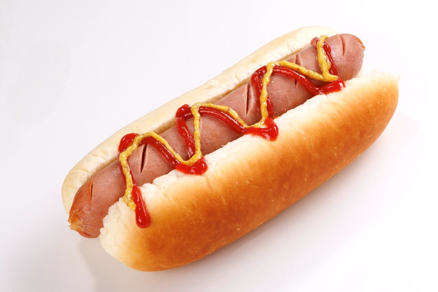 大食い選手権に出てきそうなホットドック